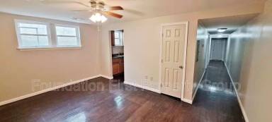 Main picture of 31 Main St