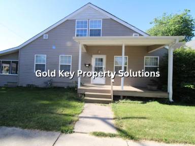 Main picture of 999 N 12th St