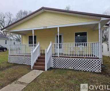 Main picture of 222 E Stephens St
