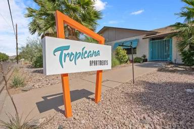 Main picture of RC TROPICANA