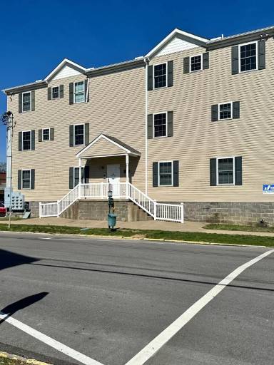 Main picture of 406 Temperance Way