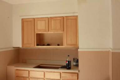 Main picture of 141 Phyllis Ave