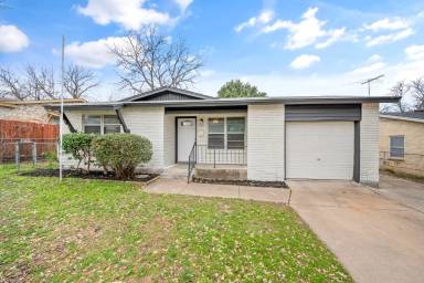 Main picture of 3557 Hedrick St