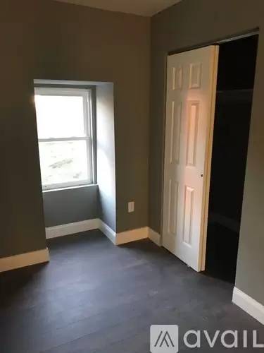 Main picture of 2122 N 7th St