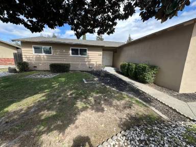 Main picture of 209 Brian Ct