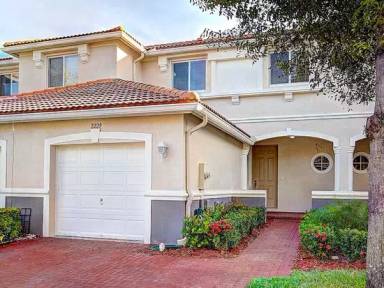 Main picture of 2229 Oakmont Dr