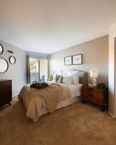 Main picture of Axiom La Jolla