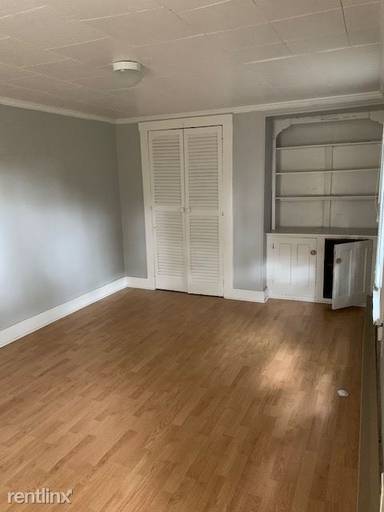 Main picture of 121 Washington Ave