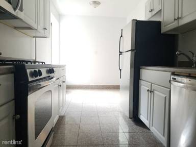 Main picture of 11880 Metropolitan Ave