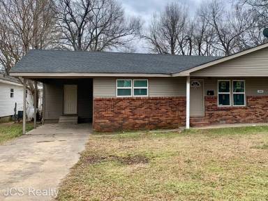 Main picture of 1403 W Huntington Ave