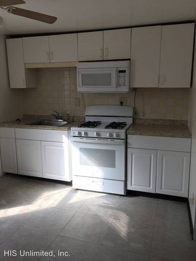 Main picture of 124 Division St