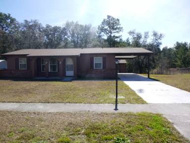 Main picture of 9484 Lakeview Ct