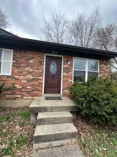 Main picture of 5819 Medtree Pl
