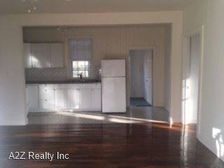 Main picture of 102-113 Huse St