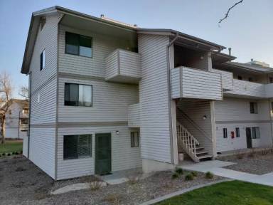 Main picture of Heatheridge Lake Condominiums