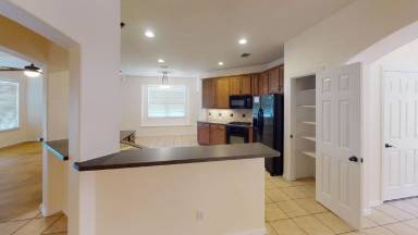 Main picture of 493 Jefferson Ln