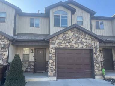 Main picture of 1131 W Lancelot Ln