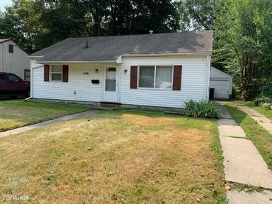 Main picture of 1517 Owen St