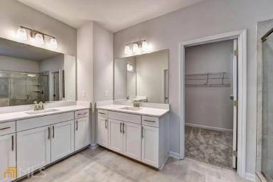 Main picture of 7875 Tiberon Pkwy