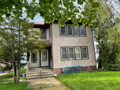 Main picture of 1004 Bell Ave