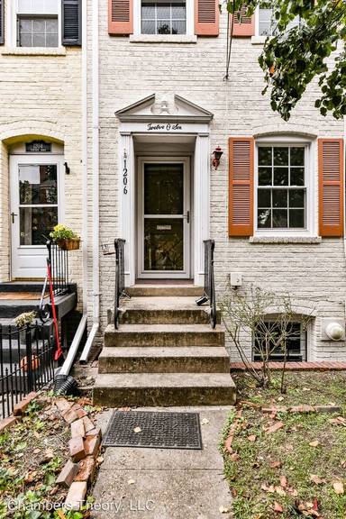 Main picture of 1206 Portner Rd