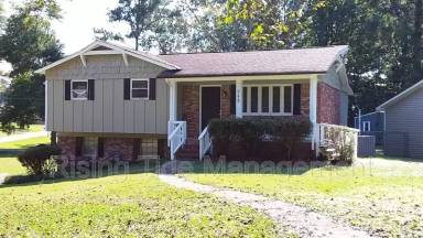 Main picture of 948 Longview Cir