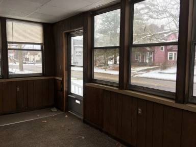 Main picture of 611 Steward Ave