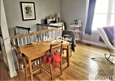 Main picture of 21 Calvin St