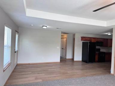 Main picture of 9416 SE 2nd St