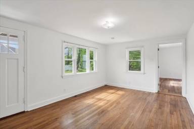 Main picture of 1500 Harmony St