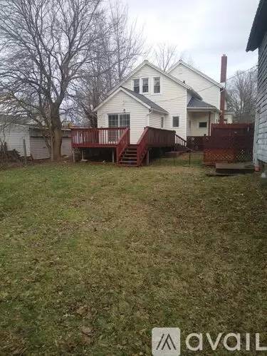 Main picture of 175 Eagle St