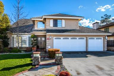 Main picture of 26253 Cresthaven Ct