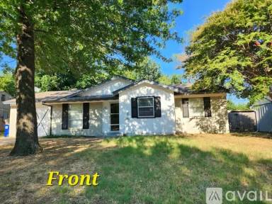 Main picture of 1212 Johns Dr