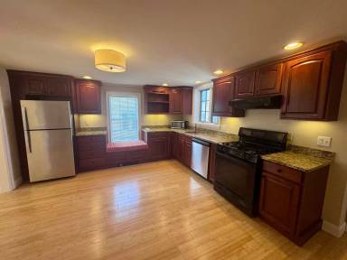 Main picture of 149 Islington St