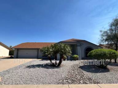 Main picture of 13921 W Springdale Dr