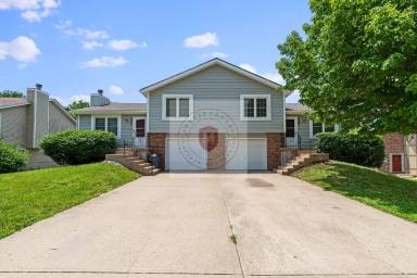 Main picture of 13840 S Darnell St