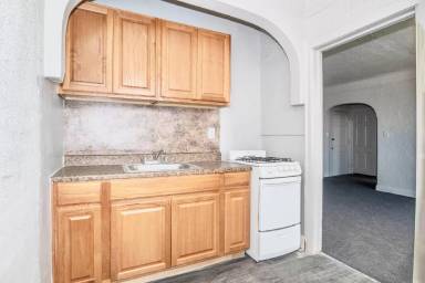Main picture of 13641 Dexter Ave