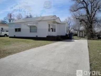 Main picture of 808 N Norwood Ave