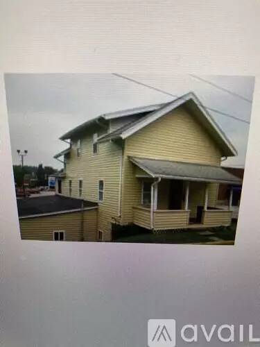 Main picture of 370 Race St
