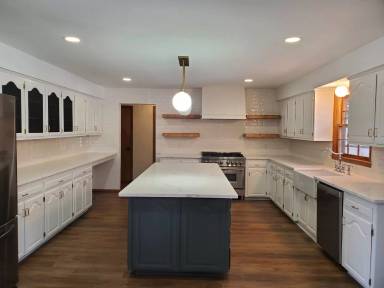 Main picture of 2547 S Camber Ave