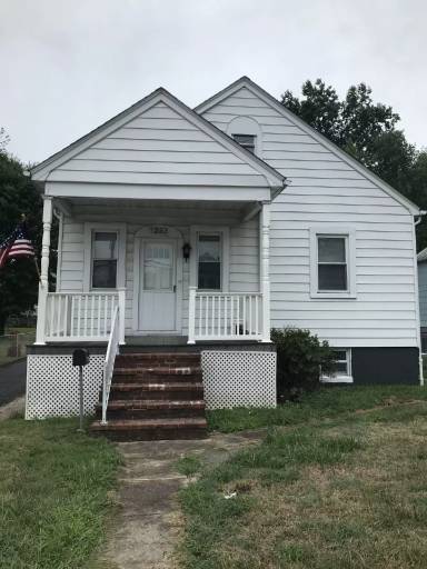 Main picture of 1233 Linden Ave