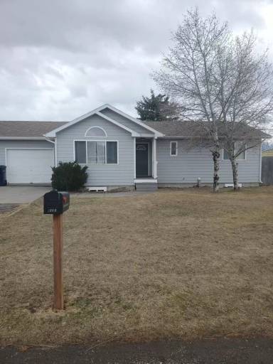 Main picture of 1303 W Summit St
