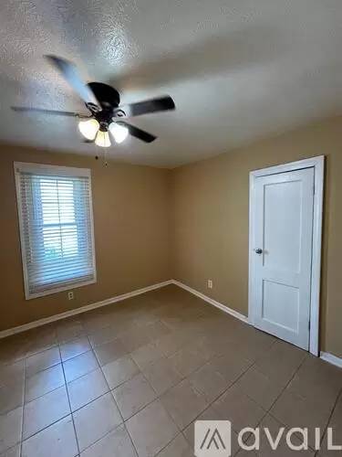 Main picture of 206 Wright St