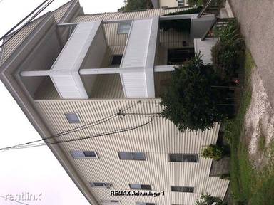 Main picture of 11 Lyman St