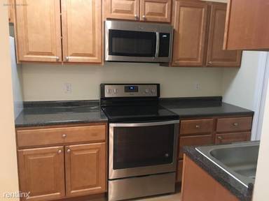 Main picture of 370 Chestnut Hill Ave