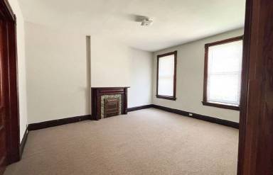 Main picture of 511 Lowell Ave