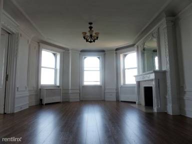 Main picture of 120 Riverside Dr