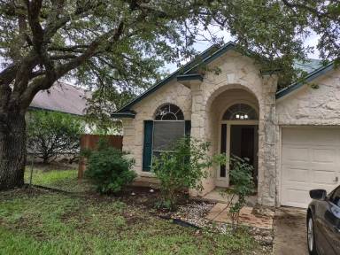 Main picture of 8608 Devine Ln