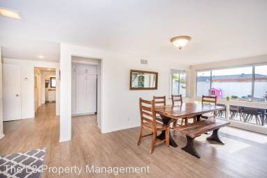 Main picture of 1408 E Fairway Dr