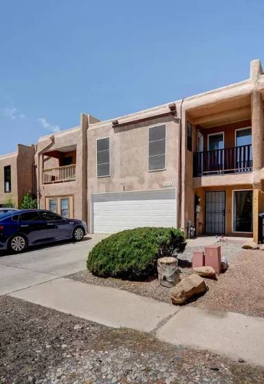 Main picture of 2909 Estrella Brillante St NW